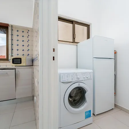 404 - Oura - 2 Bedroom - Sea View *