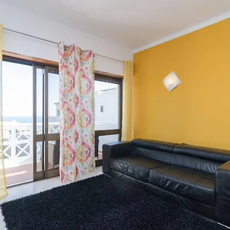 404 - Oura - 2 Bedroom - Sea View Lejlighed