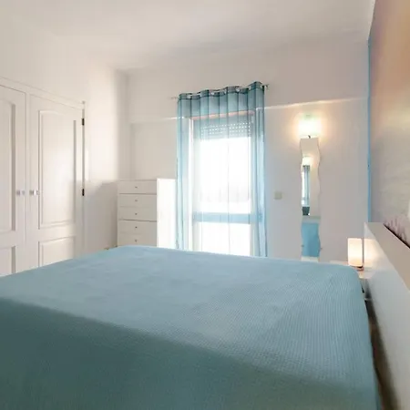 404 - Oura - 2 Bedroom - Sea View *