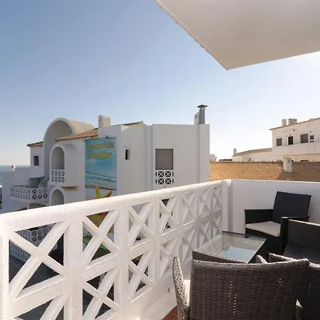 404 - Oura - 2 Bedroom - Sea View *