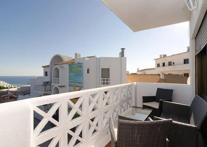 404 - Oura - 2 Bedroom - Sea View *