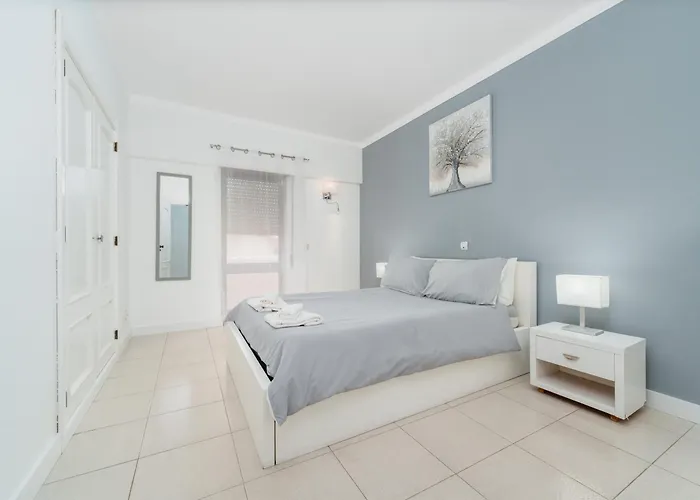 404 - Oura - 2 Bedroom - Sea View Apartamento